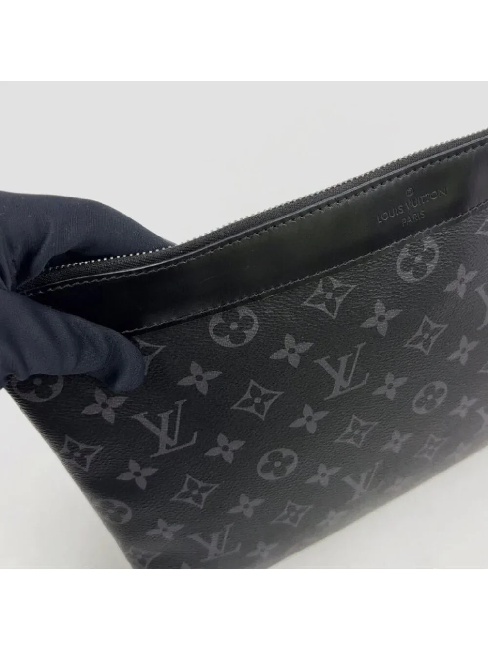 Louis Vuitton Pochette Discovery Monogram Eclipse Leather Black Clutch Silver